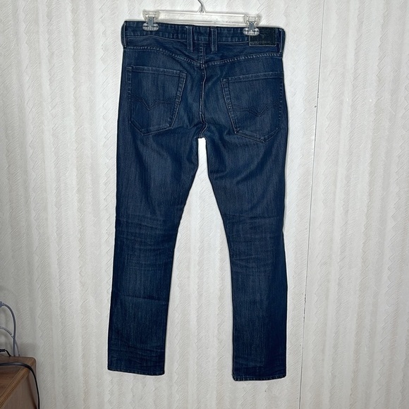 💙 GUESS Slim Tapered Jeans Size 32 - Picture 3 of 5
